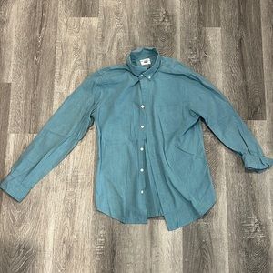 Men’s long sleeve button down